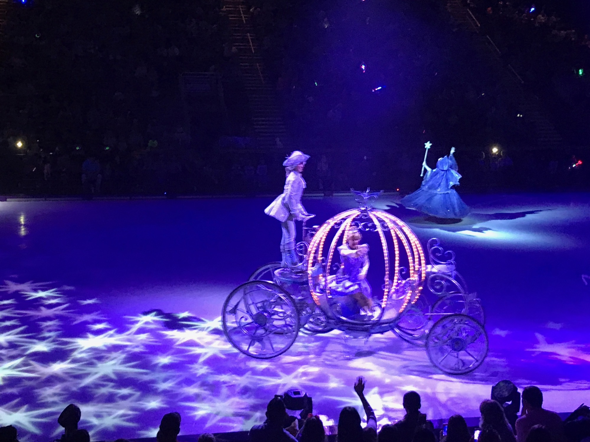 2017-10-21-disney-on-ice-05 photo